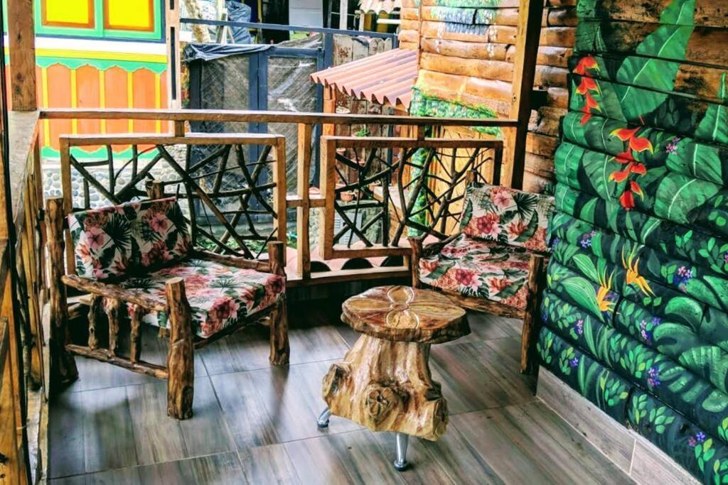 סאלנטו El Encanto Mountain Cabin מראה חיצוני תמונה
