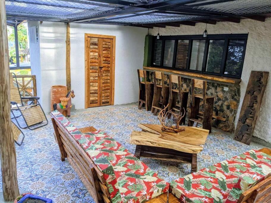 סאלנטו El Encanto Mountain Cabin מראה חיצוני תמונה