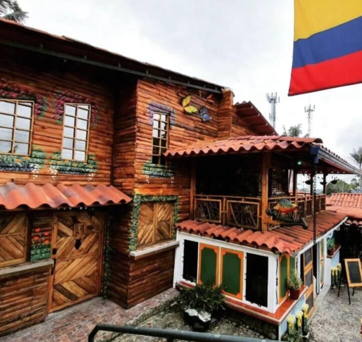 סאלנטו El Encanto Mountain Cabin מראה חיצוני תמונה