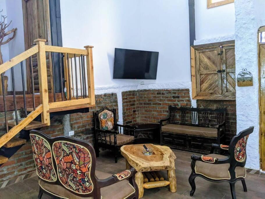 סאלנטו El Encanto Mountain Cabin מראה חיצוני תמונה